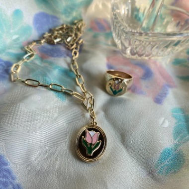 vintage painted tulip ring &amp; necklace