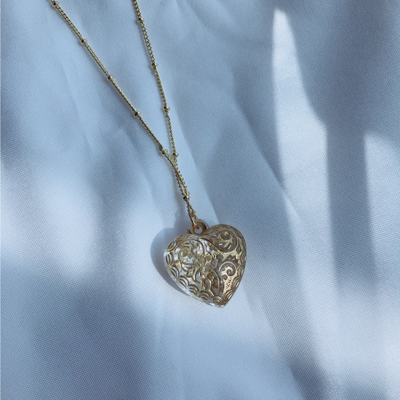 Golden glass heart ball chain necklace