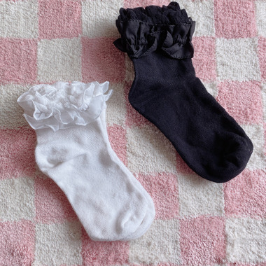 lace frill socks (2 colors)
